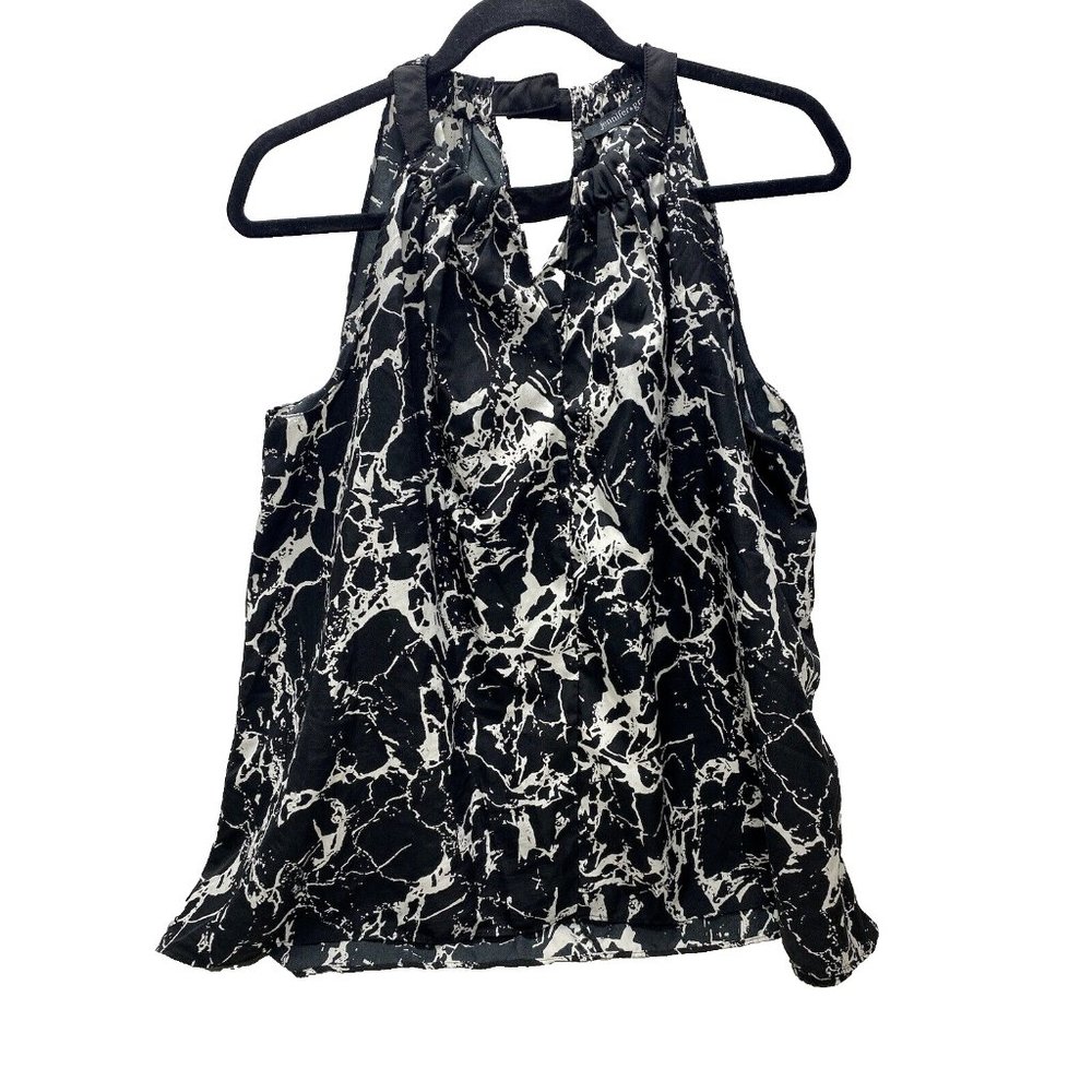 Jennifer & Grace Womens Black and White Blous no size Tag Measurements in photos